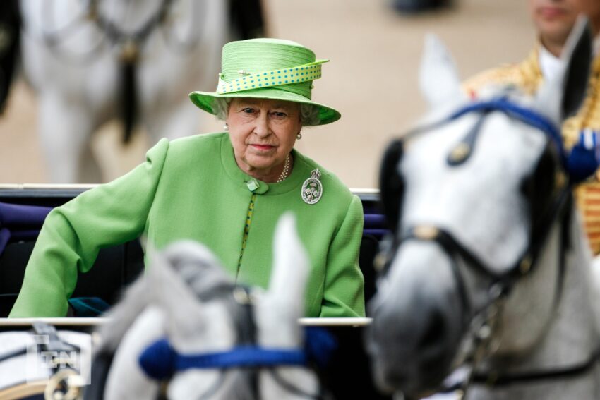 Ratu Elizabeth Wafat, Muncul Puluhan Memecoin dan NFT yang Ambil Kesempatan dalam Kesempitan